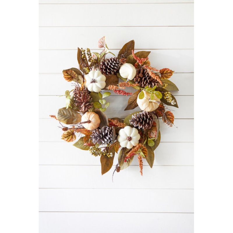 24 Pumpkin Leaves Berry Wreath