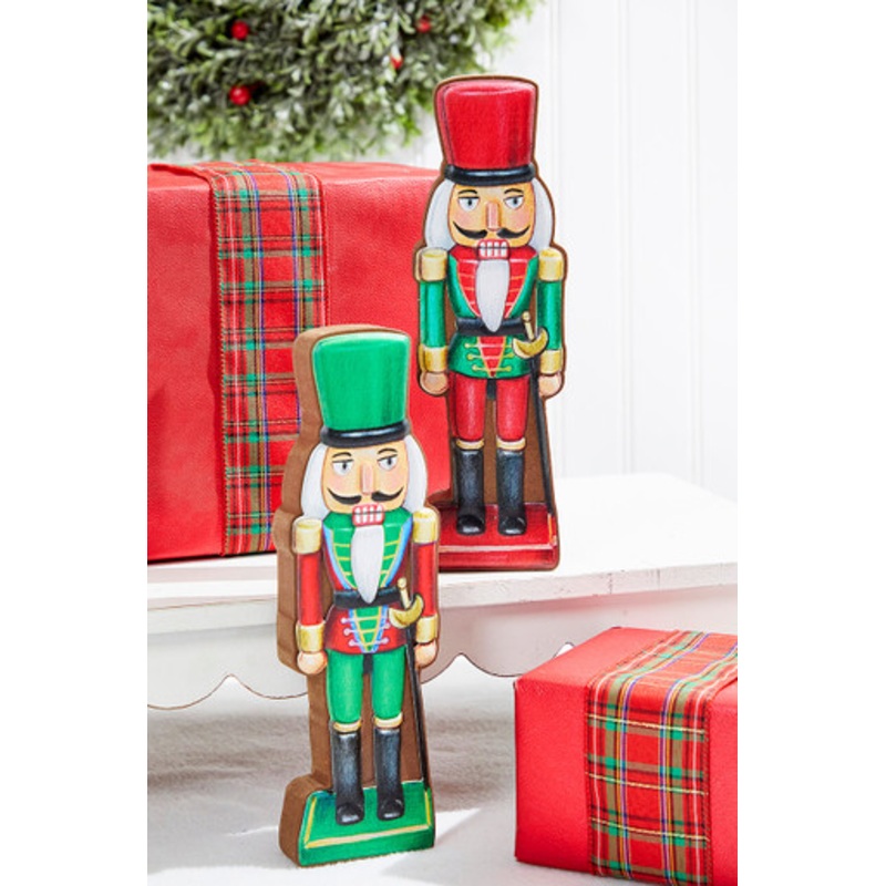 10 Red/Green Wooden Nutcracker