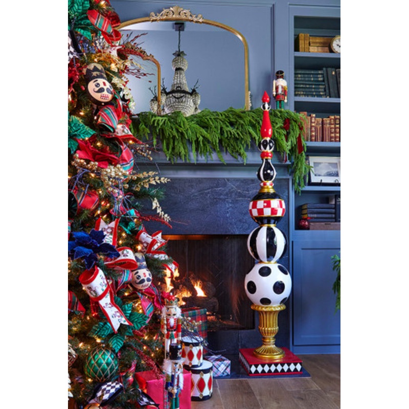 71.5 Resin Nutcracker Finial Decoration